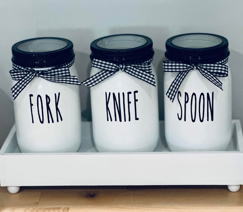 Farmhouse Fork, Knife and Spoon Caddy Set