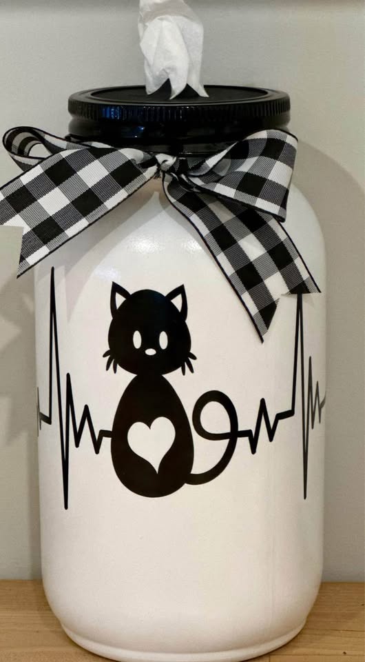 Farmhouse "My Heart Beats for You Cat Tissue Jar